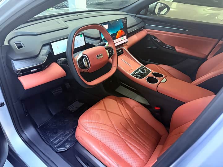 Geely Galaxy L6 2025 2025款 EM-i 140km 星舰版