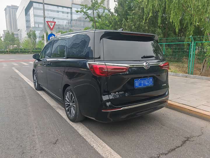 Buick GL8 ES 2023 2023款 ES陆尊 豪华型