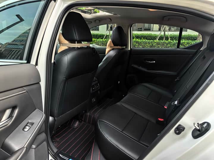 Photo 4 - Nissan Sylphy