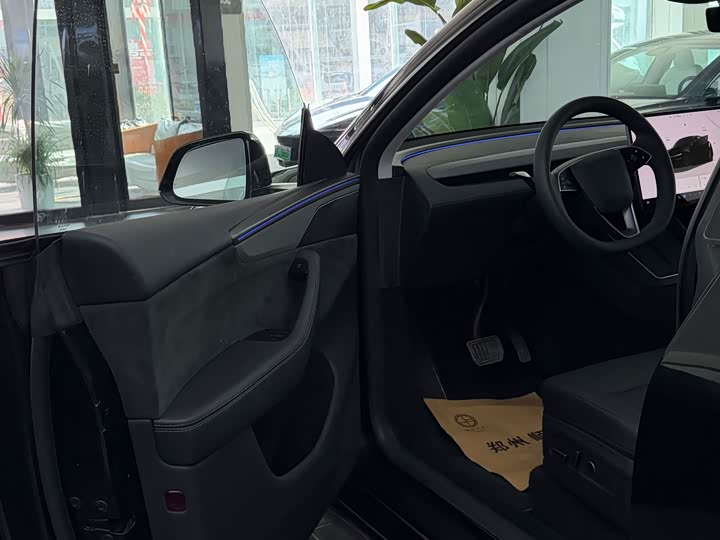 Tesla Model Y 2026 2026款 长续航全轮驱动版