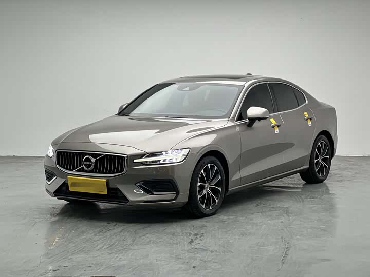 صورة 1 - Volvo S60