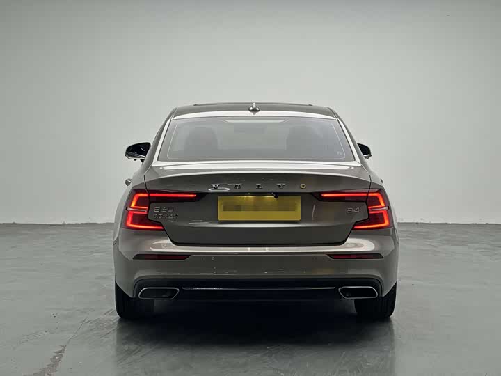 صورة 5 - Volvo S60