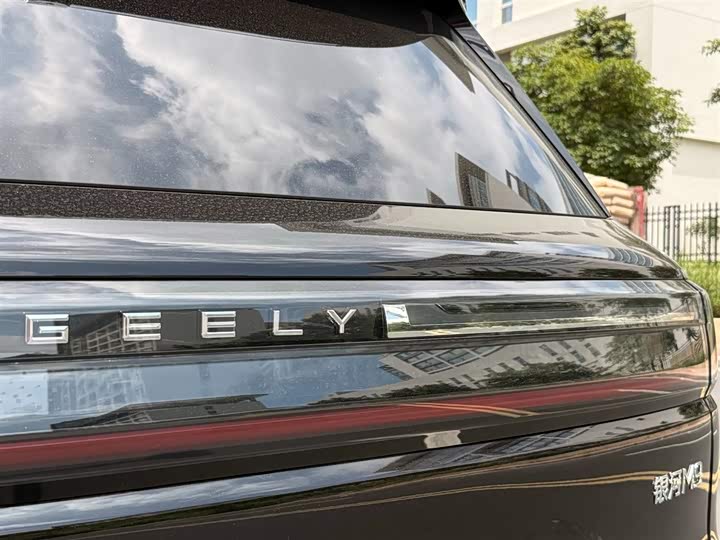 Geely Galaxy M9 2025 2025款 210km 四驱领航版