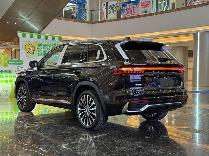 Geely Monjaro 2026 2026款 东方曜 2.0TD 自动霄汉版