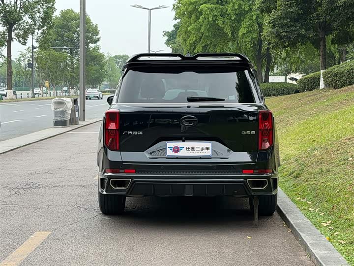 GAC Trumpchi GS8 2022 2022款 领航系列 2.0TGDI 两驱豪华智联版（七座）