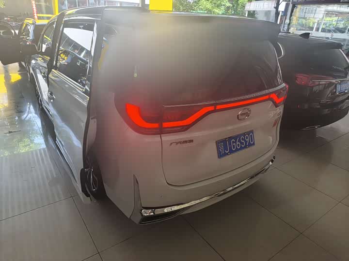 Zdjęcie 9 - GAC Trumpchi M8