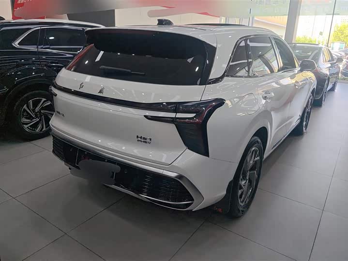 Фото 3 - Hongqi HS3 Hybrid