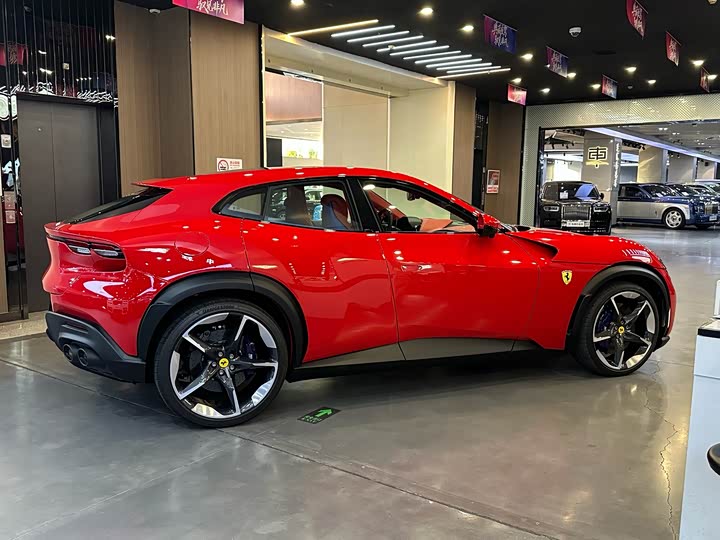 Ferrari Purosangue 2023 2023款 6.5L V12