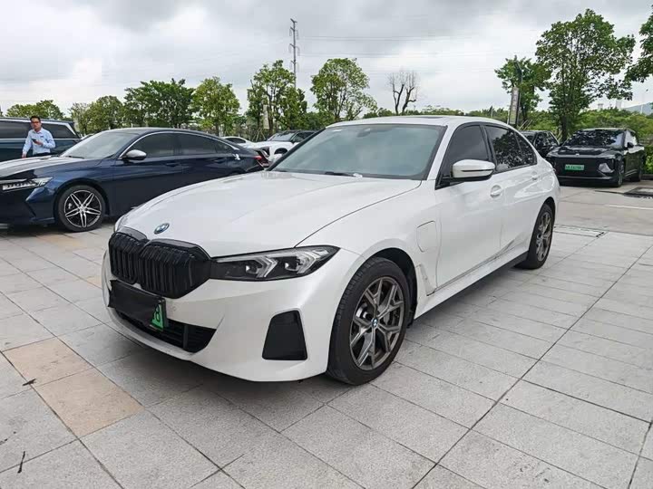 BMW i3 2025 2025款 eDrive 35 L