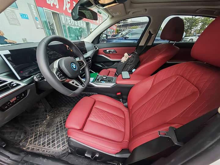 BMW i3 2025 2025款 eDrive 35 L