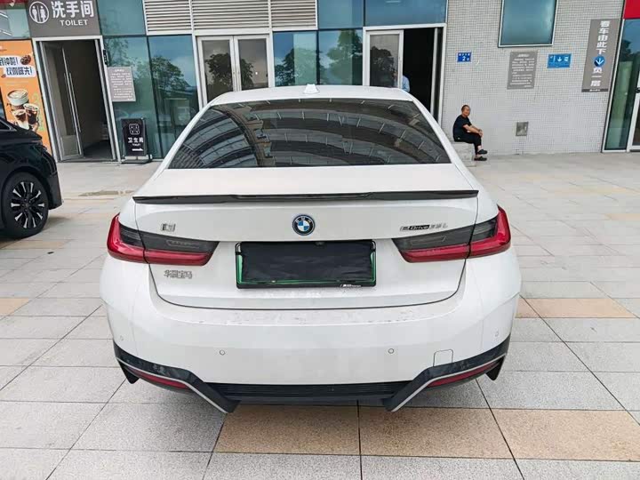 BMW i3 2025 2025款 eDrive 35 L