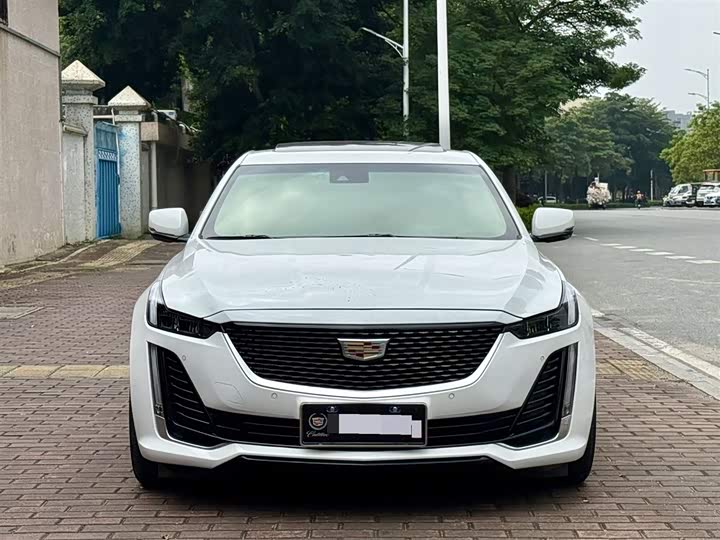 Фото 2 - Cadillac CT5