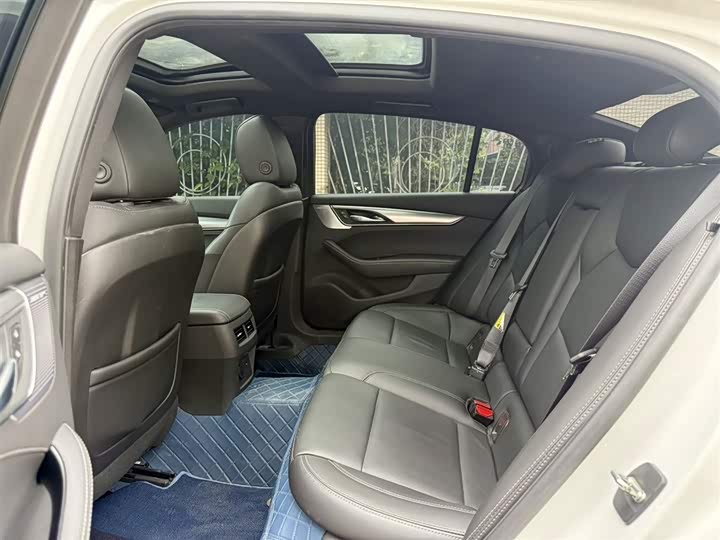 Фото 5 - Cadillac CT5