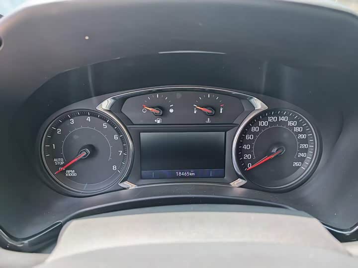 Фото 9 - Chevrolet Equinox