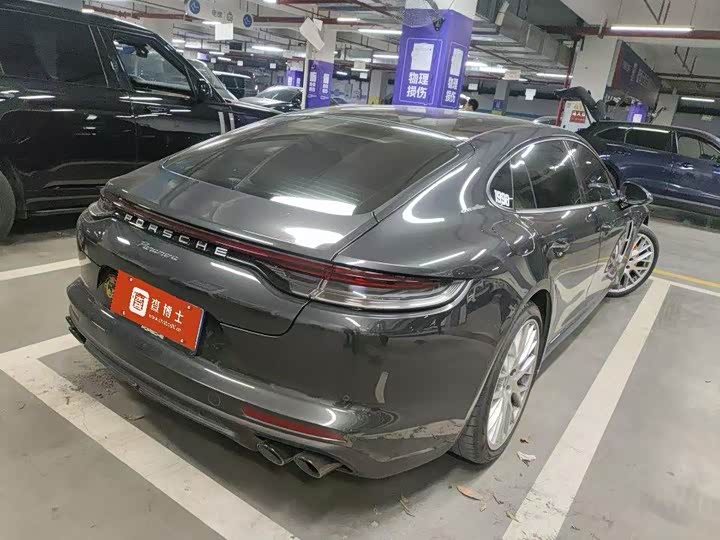 Zdjęcie 2 - Porsche Panamera