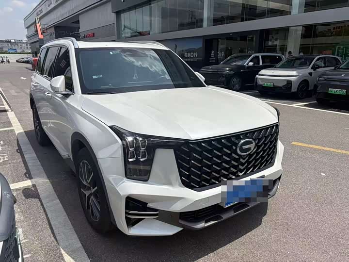 Фото 9 - GAC Trumpchi GS8