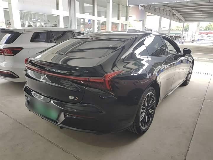Hozon S 2024 2024款 纯电 520km 后驱Lite版