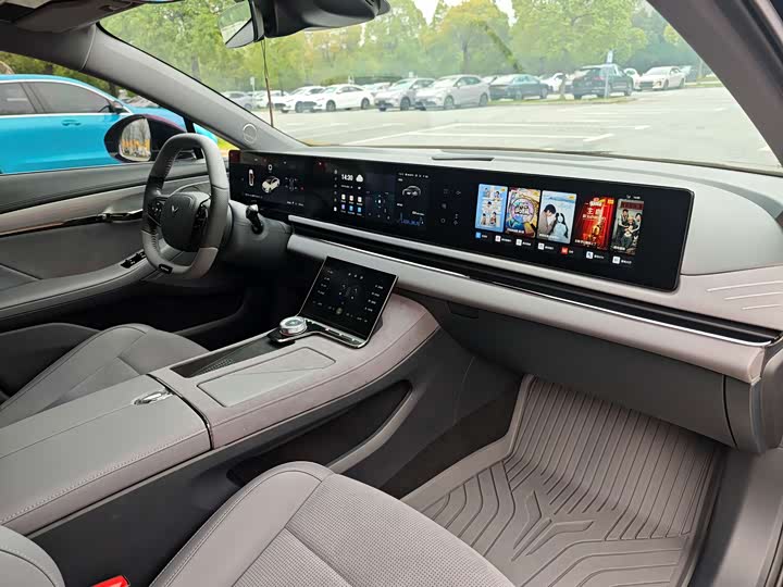 Voyah Passion 2024 2024款 PHEV 四驱超长续航旗舰版