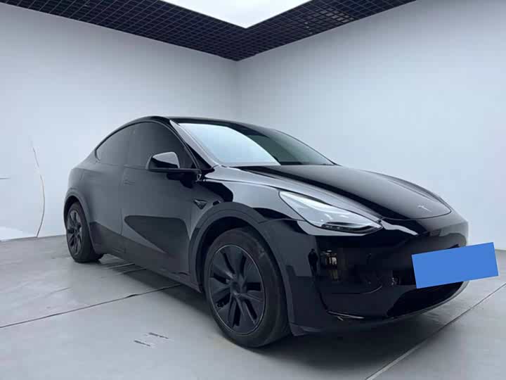 Photo 3 - Tesla Model Y