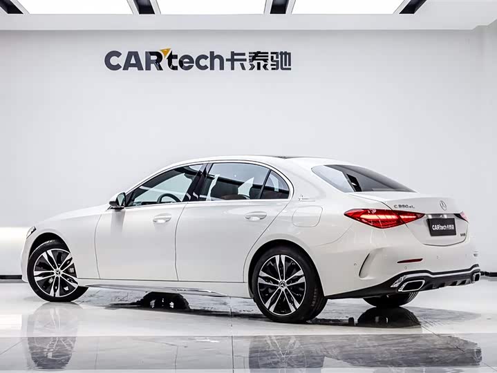 Photo 3 - Mercedes-Benz C-Class Hybrid
