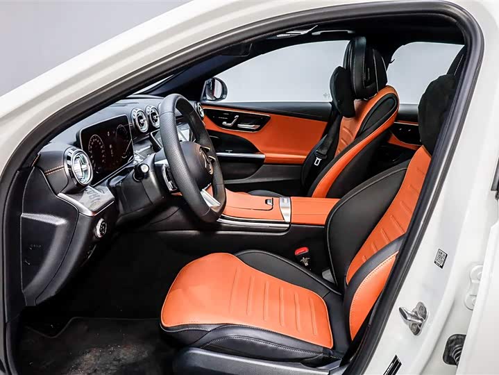 Photo 7 - Mercedes-Benz C-Class Hybrid