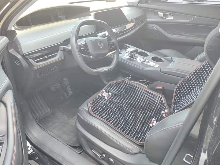 Photo 9 - Changan UNI-K Hybrid