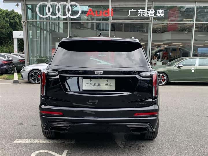 2025 Cadillac XT6