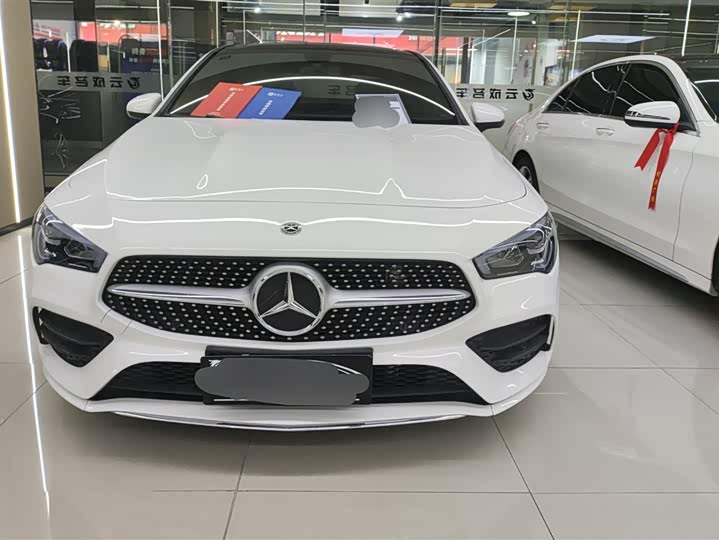 Фото 2 - Mercedes-Benz CLA-Class