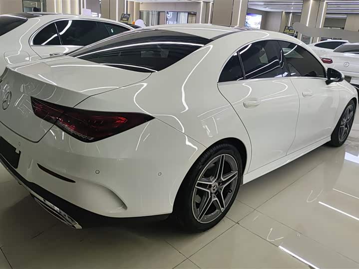Фото 3 - Mercedes-Benz CLA-Class