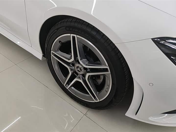 Фото 6 - Mercedes-Benz CLA-Class