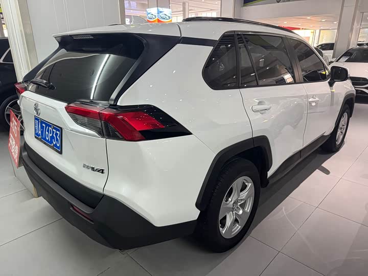 Toyota RAV4 2021 2021款 2.0L CVT两驱都市版