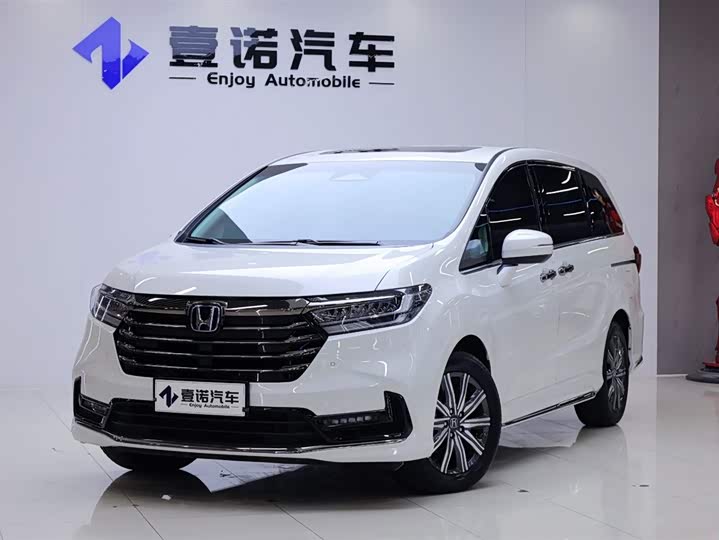 Фото 9 - Honda Odyssey