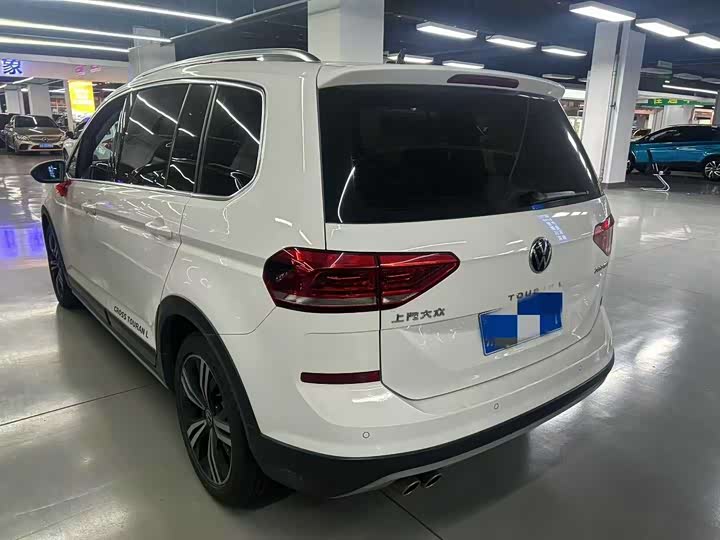 Volkswagen Touran L 2022 2022款 途安L 280TSI DSG拓界版 7座