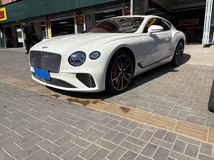 Фото 6 - Bentley Continental GT