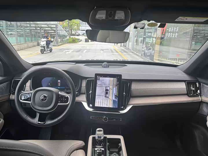 Volvo XC90 Hybrid 2026 2026款 T8 智尊豪华版 7座
