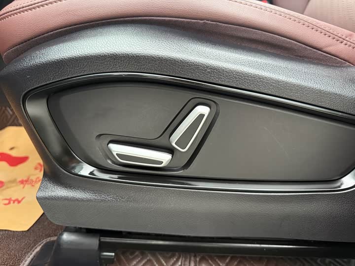 Geely Okavango 2022 2022款 1.8TD DCT豪华型 7座