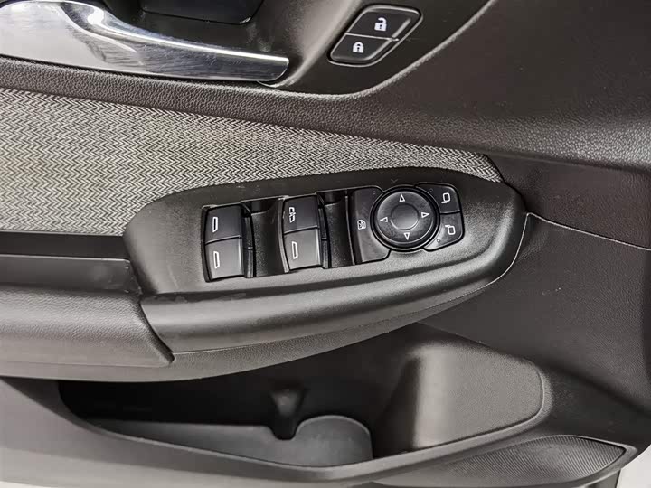 Chevrolet Trailblazer 2019 2019款 435T Redline CVT两驱驰锐版 国VI