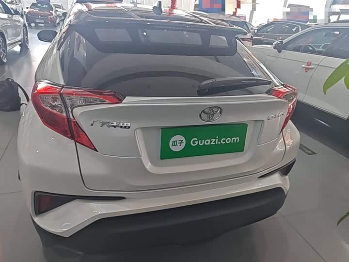 Toyota C-HR 2022 2022款 2.0L 领先版