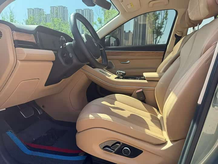 Aito M7 2022 2022款 1.5T 四驱豪华版