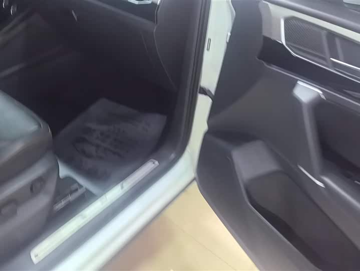 Фото 8 - Volkswagen Tayron