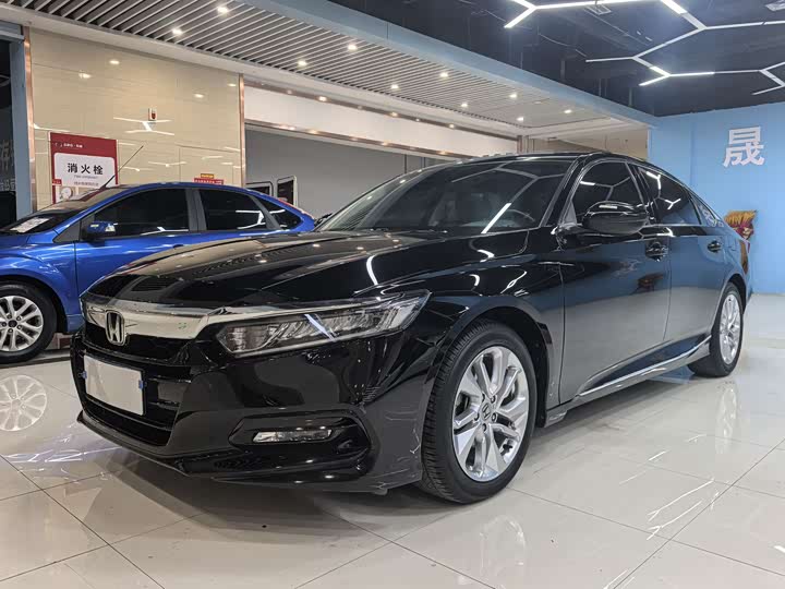 Photo 1 - Honda Accord