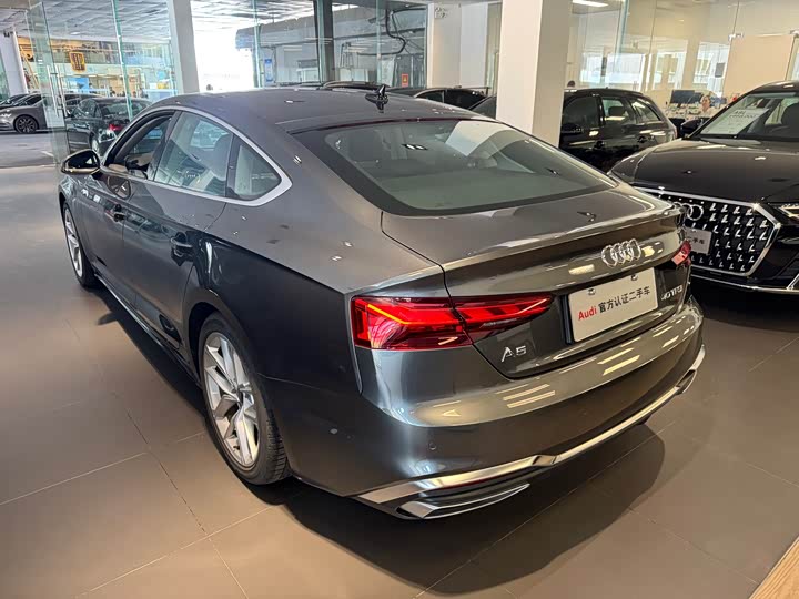 Audi A5 2024 2024款 Sportback 40 TFSI 时尚动感型