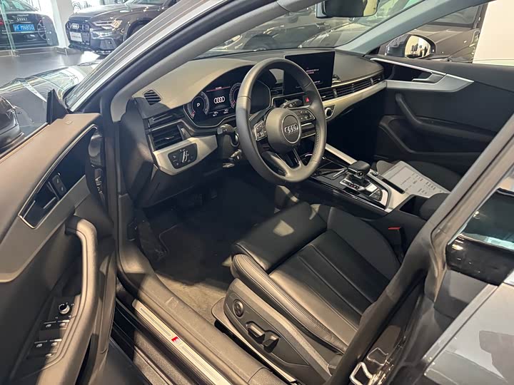 Audi A5 2024 2024款 Sportback 40 TFSI 时尚动感型