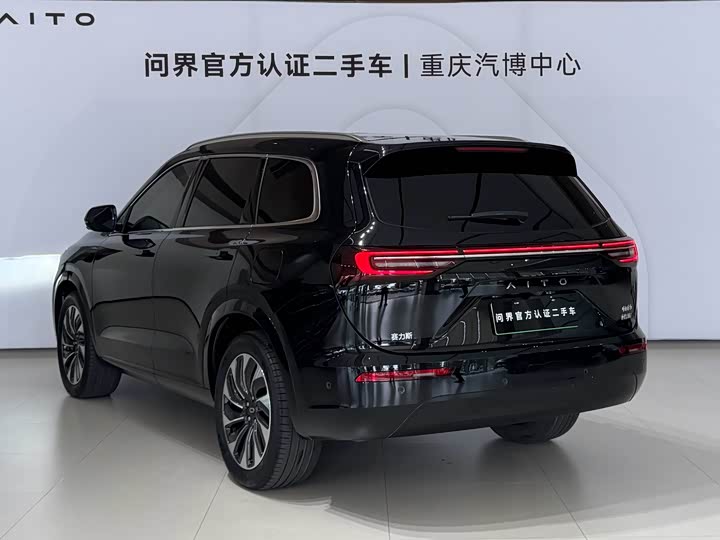 Aito M7 2022 2022款 1.5T 四驱豪华版