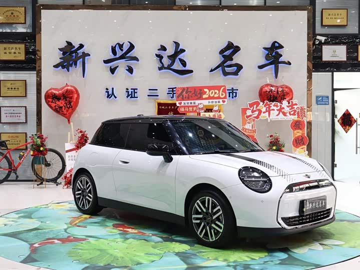 Mini Cooper 2025 2025款 改款 466km COOPER E 经典派
