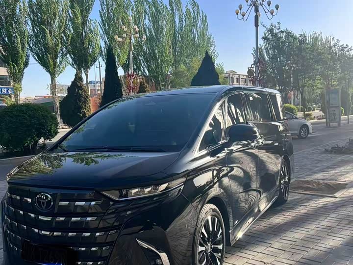 Toyota Alphard 2024 2024款 双擎 2.5L 尊贵版
