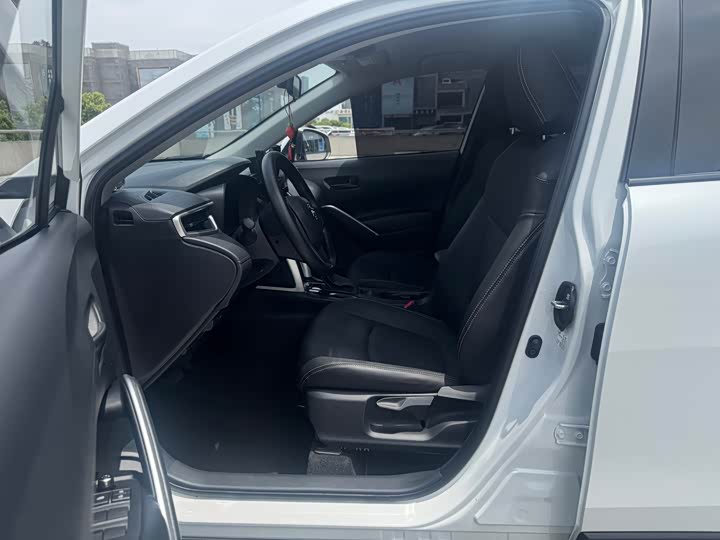 Фото 9 - Toyota Corolla Cross