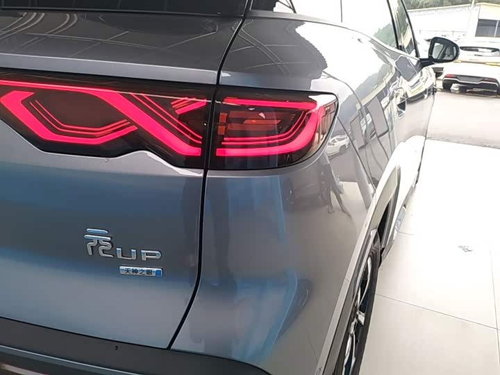 BYD Yuan Up 2025 2025款 智驾版 401KM 领先型