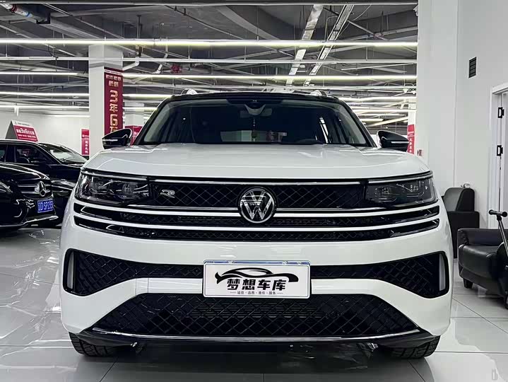 Volkswagen Tavendor 2025 2025款 380TSI 四驱R-Line巡游 众享款