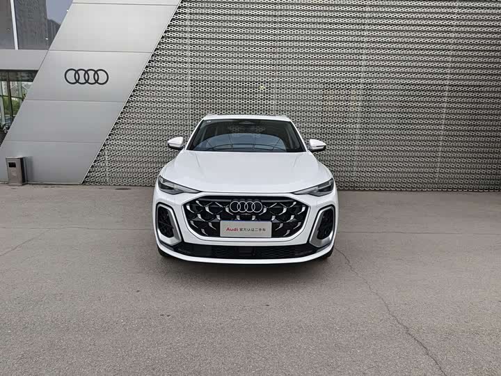 Audi Q5L 2026 2026款 2.0T 千万用户专享版